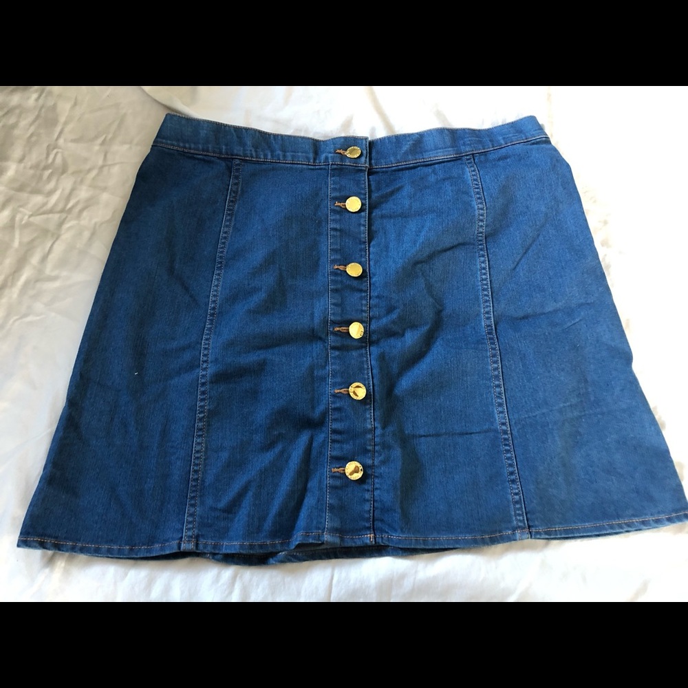 NWOT C Wonder Denim Skirt